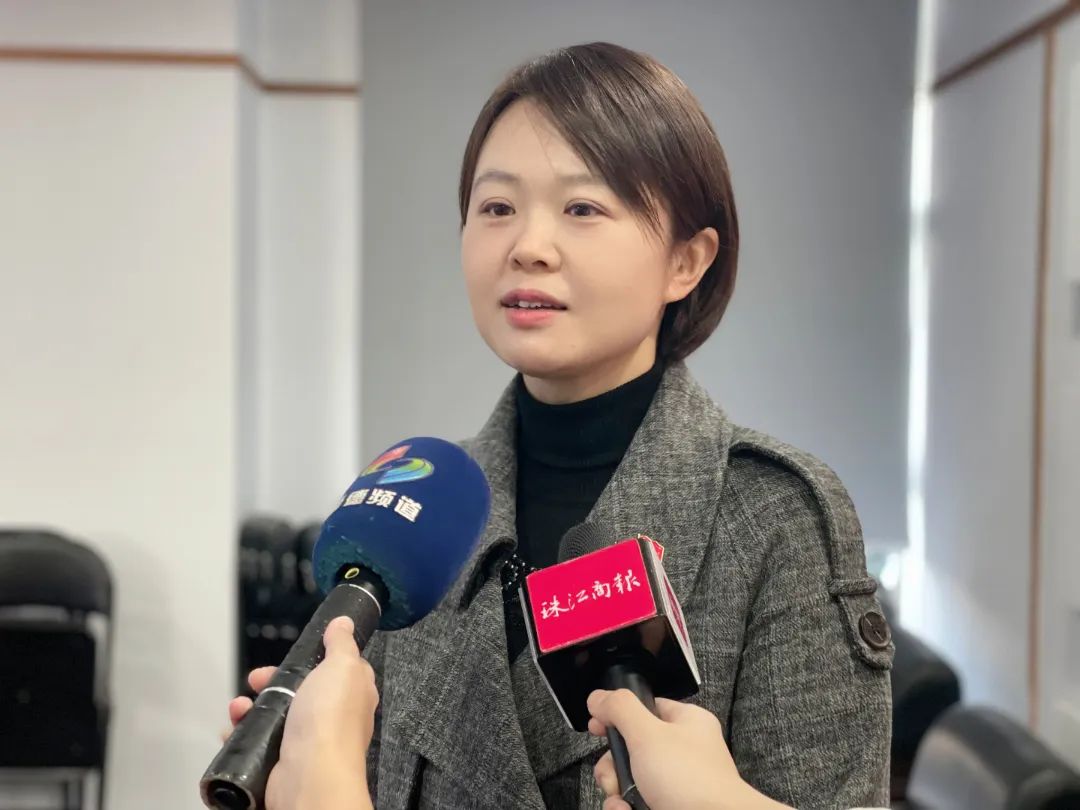 曾帆.jpg 图片