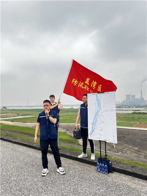 图：介绍北江大堤荔湾防守责任段基本情况.jpg