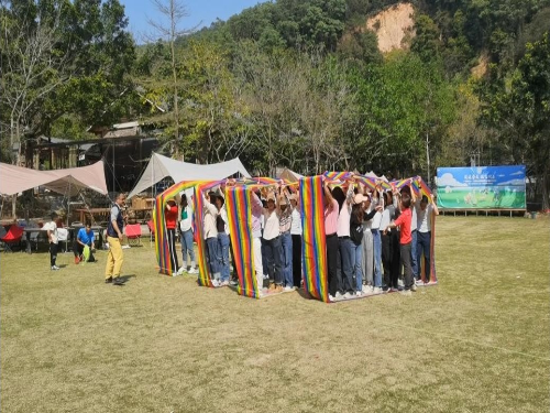 （图：风风火火--“无敌风火轮”活动）.jpg