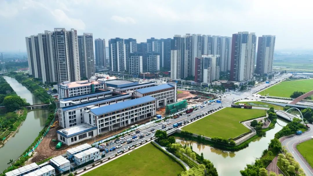 三水区新城小学今年将投用!超2000个公办学位! 三水区新城小学今年将投用!超2000个公办学位!